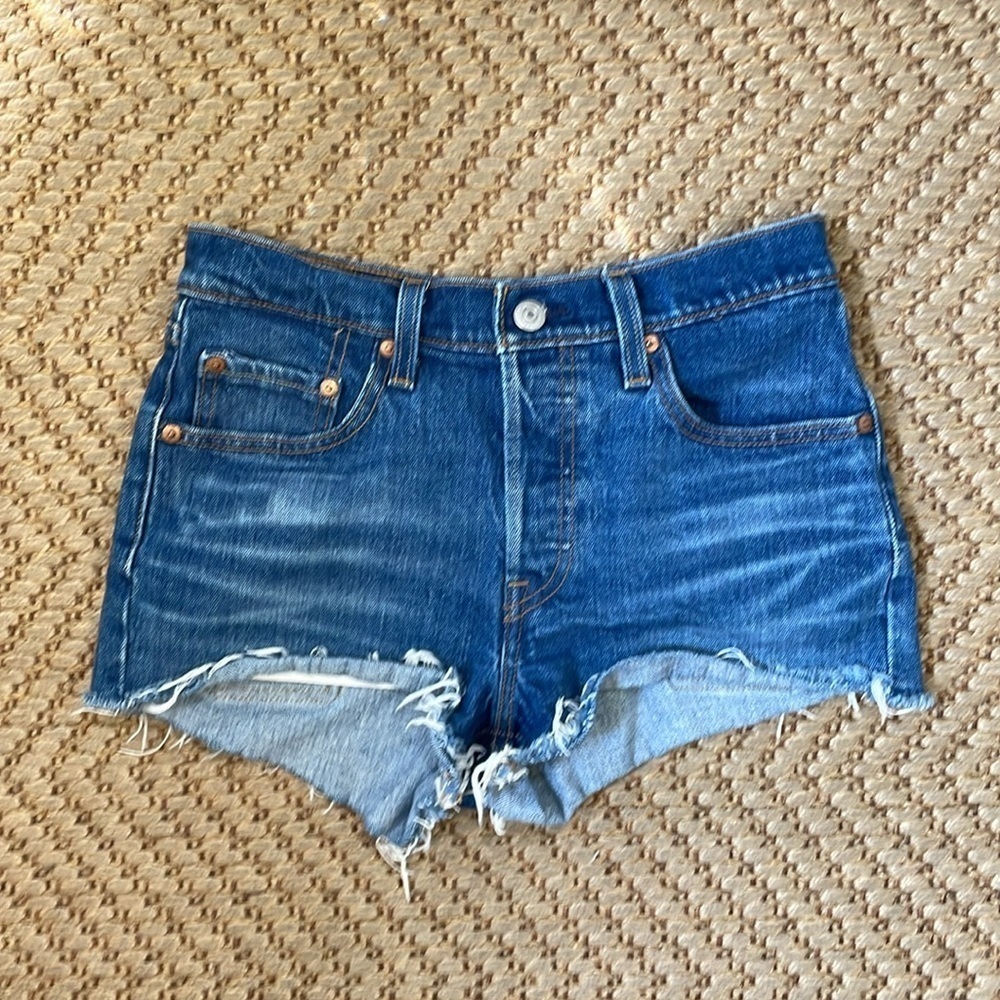 Levi's - 501 Denim Jean Cutt Off Shorts - Blue - 25